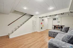 12 Regent Ct, Stamford, CT 06907 - Photo 23