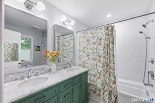 2 Brittania Dr, Danbury, CT 06811 - Photo 15