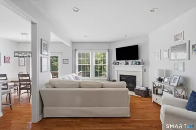 224 Sterling Drive, Newington, CT 06111 - Photo 9