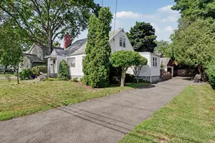 64 Breyer Ave, Bridgeport, CT 06606 - Photo 39