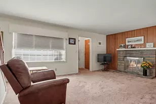 64 Breyer Ave, Bridgeport, CT 06606 - Photo 5