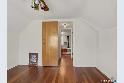 64 Breyer Avenue, Bridgeport, CT 06606 - Photo 27