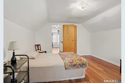 64 Breyer Avenue, Bridgeport, CT 06606 - Photo 23