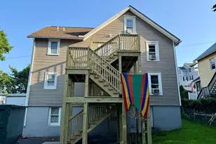 11 Windsor Pl, Norwalk, CT 06854 - Photo 5