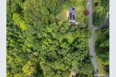14 West Woodland Drive, Redding, CT 06896 - Photo 1