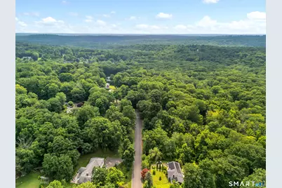 14 West Woodland Drive, Redding, CT 06896 - Photo 7