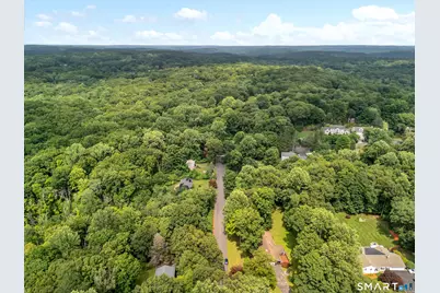14 West Woodland Drive, Redding, CT 06896 - Photo 9