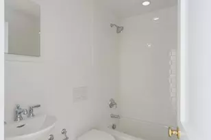 65 Sherwood Pl, Greenwich, CT 06830 - Photo 15