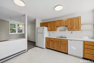 201 College St, Middletown, CT 06457 - Photo 9