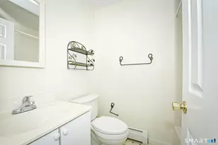 5 Moody Ave, Fairfield, CT 06825 - Photo 17