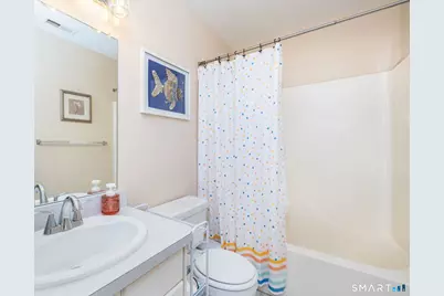 18 East Village Court #18, Branford, CT 06405 - Photo 21