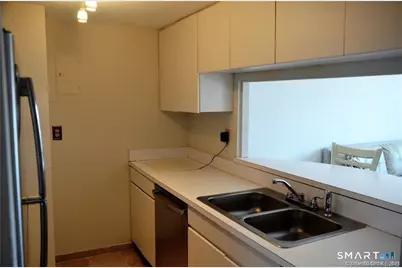127 Greyrock Place #509, Stamford, CT 06901 - Photo 3