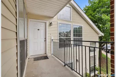 93 Carriage Crossing Lane #93, Middletown, CT 06457 - Photo 3