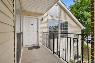 93 Carriage Crossing Ln, Middletown, CT 06457 - Photo 3