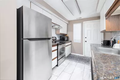 3221 East Main Street #B, Waterbury, CT 06705 - Photo 5