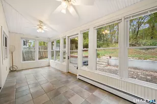 87B Cottage Rd, Montville, CT 06370 - Photo 7