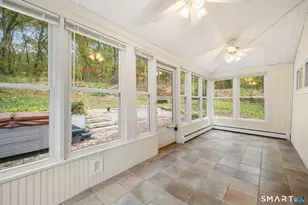 87B Cottage Rd, Montville, CT 06370 - Photo 5