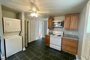 165 Whitfield St, Guilford, CT 06437 - Photo 5