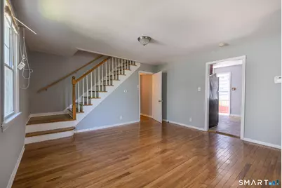166 Earl Avenue, Bridgeport, CT 06606 - Photo 7