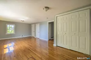166 Earl Ave, Bridgeport, CT 06606 - Photo 15