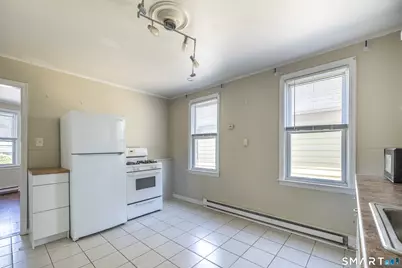 793 Brewster Street #2nd Floor, Bridgeport, CT 06605 - Photo 3