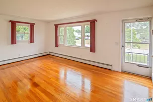 8 Antoinette St, Stonington, CT 06379 - Photo 9
