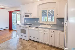 8 Antoinette St, Stonington, CT 06379 - Photo 13