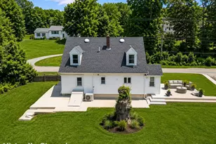 52 Walnut Hill Rd, East Lyme, CT 06333 - Photo 5