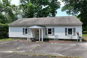 10 Mains Crossing Rd, North Stonington, CT 06359 - Photo 17