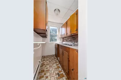 95 Sunnyside Avenue, Waterbury, CT 06708 - Photo 15