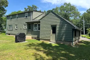 17 Carver Cir, Simsbury, CT 06070 - Photo 25
