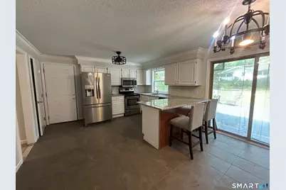 14 Normandy Drive, Waterbury, CT 06705 - Photo 5