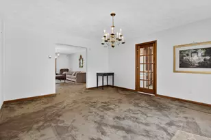 475 Meridian St Ext, Groton, CT 06340 - Photo 13