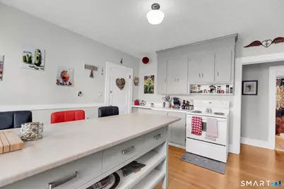 168 Columbia Street, New Britain, CT 06052 - Photo 9