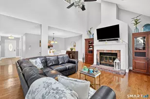 40 Overlook Dr, Monroe, CT 06468 - Photo 7