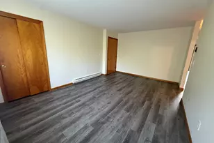 463 Pierpont Rd, Waterbury, CT 06705 - Photo 3