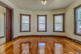 29 8th St, Derby, CT 06418 - Photo 5