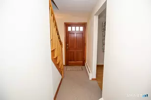 153 Fiesta Heights, Meriden, CT 06451 - Photo 3