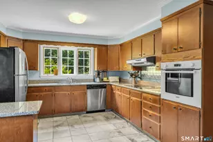 44 Liberty St, Madison, CT 06443 - Photo 7