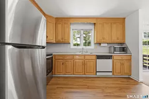 181 Haddad Rd, Waterbury, CT 06708 - Photo 9