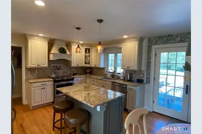 94 Fennbrook Drive, Hamden, CT 06517 - Photo 23