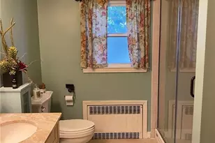 94 Fennbrook Dr, Hamden, CT 06517 - Photo 35