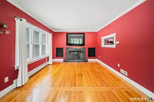 32 Taagan Point Dr, Danbury, CT 06811 - Photo 9