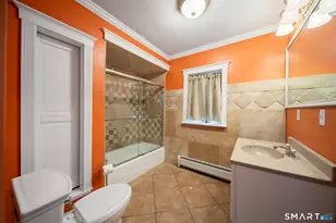 32 Taagan Point Dr, Danbury, CT 06811 - Photo 15