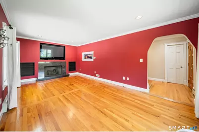 32 Taagan Point Drive, Danbury, CT 06811 - Photo 9