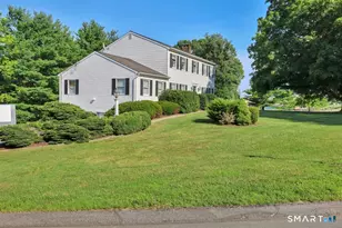 1 E Gate Rd, Danbury, CT 06811 - Photo 3