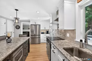 6 Eastview Dr, Simsbury, CT 06070 - Photo 9