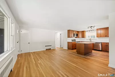 24 Pentlow Avenue, New Britain, CT 06053 - Photo 5