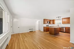 24 Pentlow Ave, New Britain, CT 06053 - Photo 5