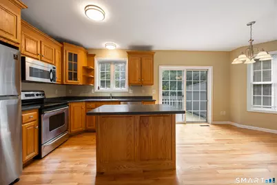 32 Songbird Lane #32, Farmington, CT 06032 - Photo 7